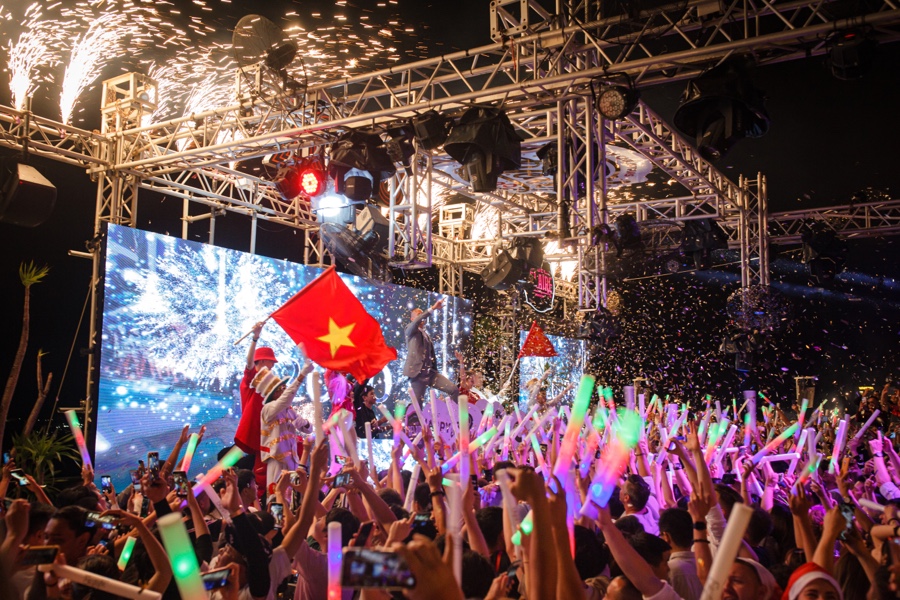 Outdoor Atmosphere
