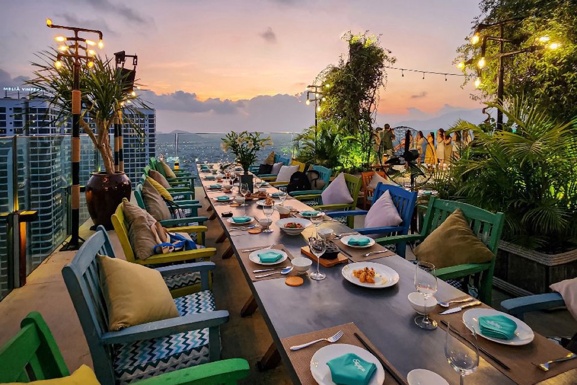 Tropical Beach Vibe