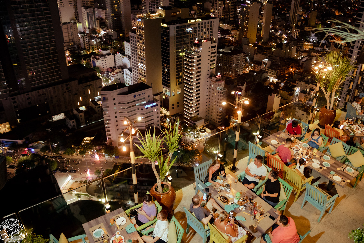 Skylight Nha Trang restaurants